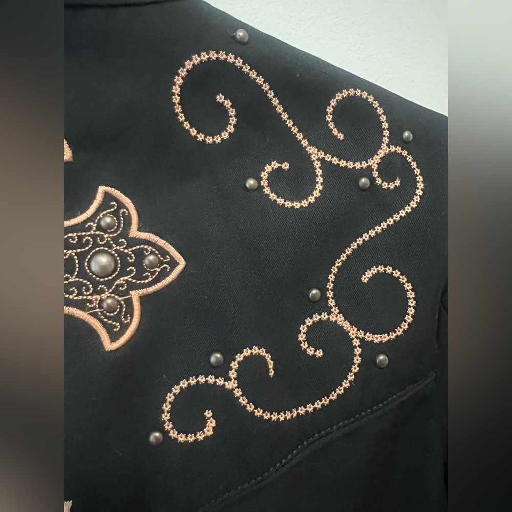 SOLD Scully embroidered pearl snap western long sleeve black womens shirt Small - Picture 7 of 14